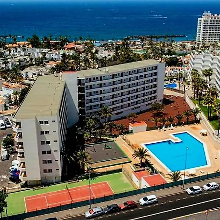 Ocean View Penthouse 公寓